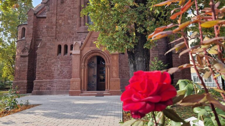 Őszi templomkertünk