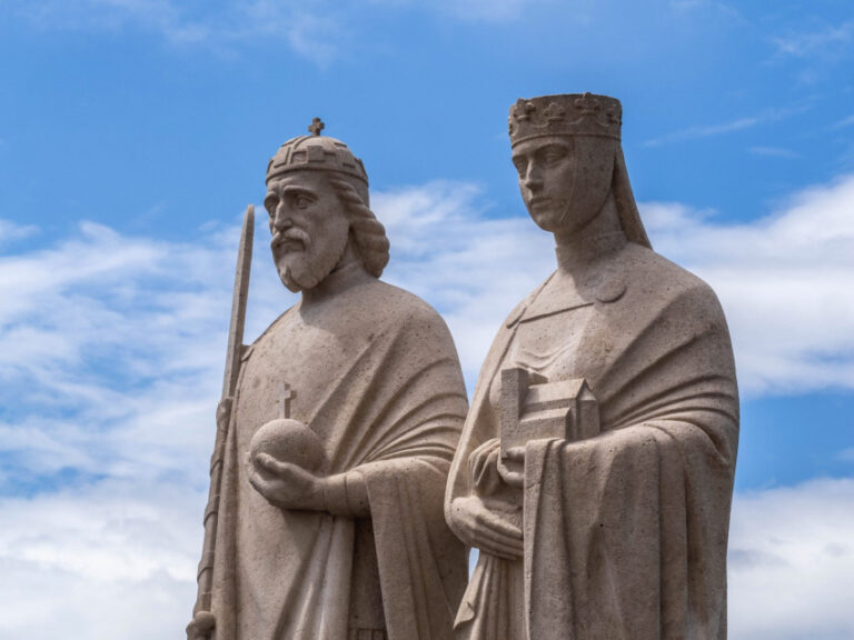 Hirdetések SZENT ISTVÁN KIRÁLY FŐÜNNEPE