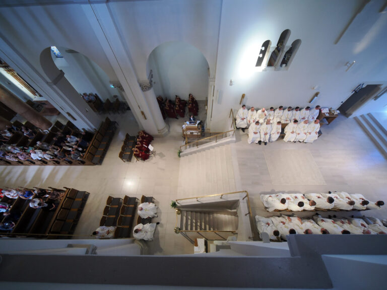 Újévi miserend