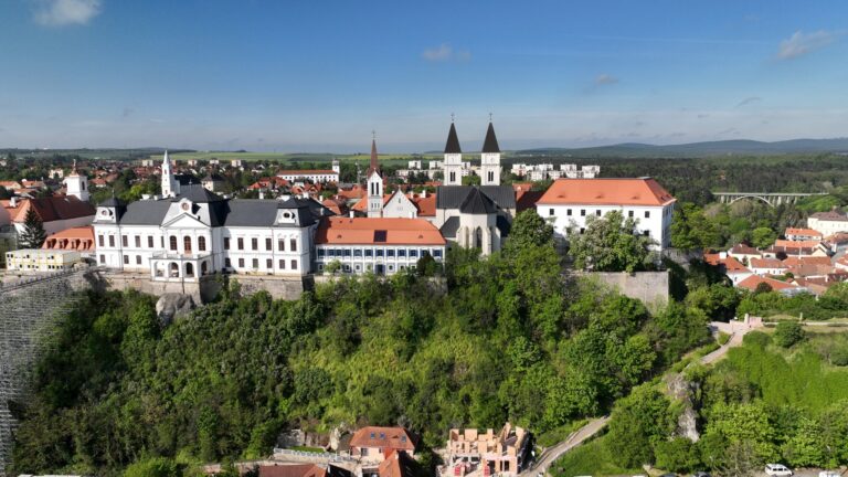 Hirdetések, évközi 28. vasárnapra