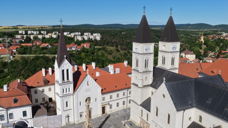 Hirdetések, évközi XXVII. vasárnap